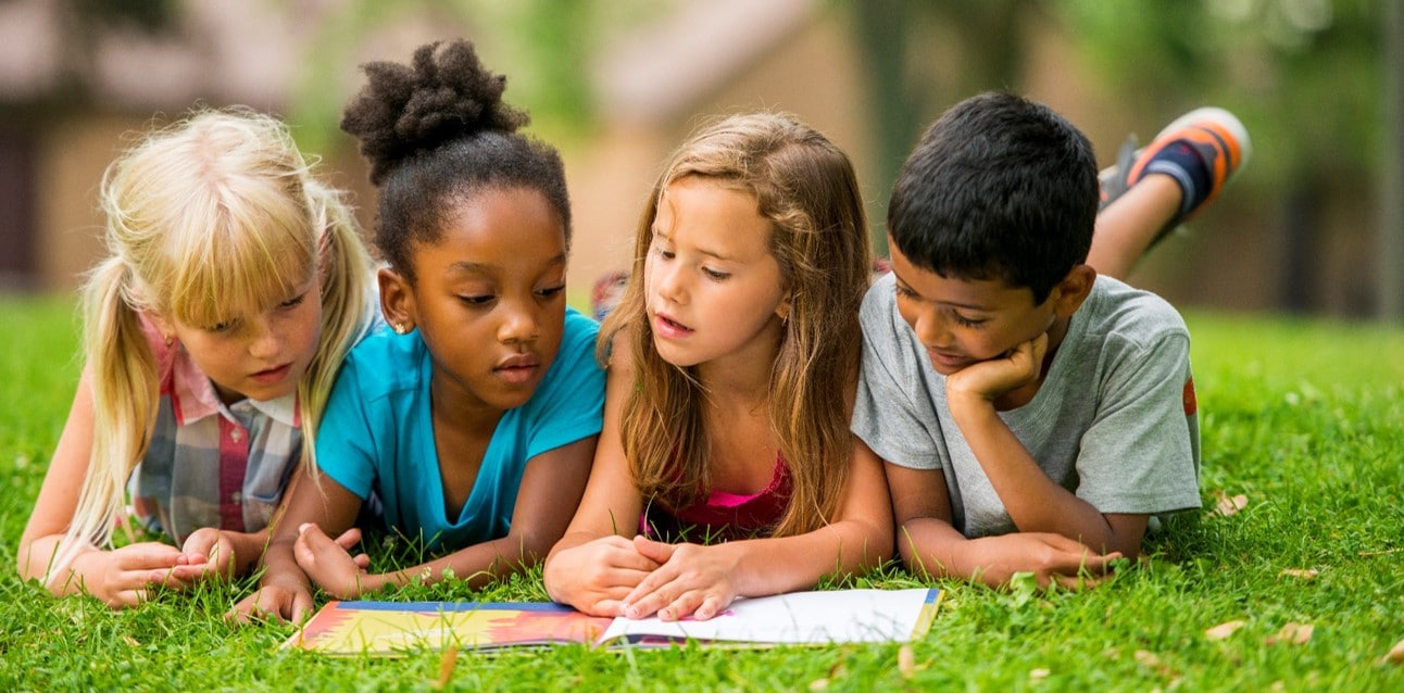 outside reading books for kids free